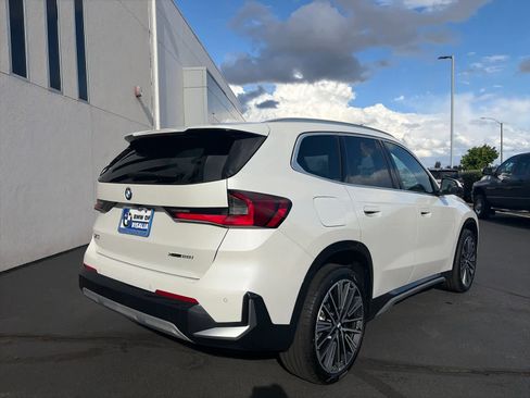 New 2026 BMW X1 xDrive28i w/ Technology Package AWD/4WD image 5