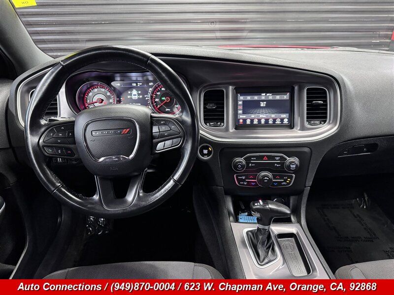 Used 2022 Dodge Charger SXT RWD image 12