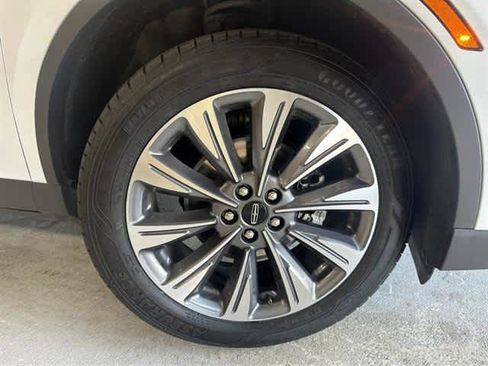 Used 2022 Lincoln Corsair Reserve w/ Equipment Group 201A image 33