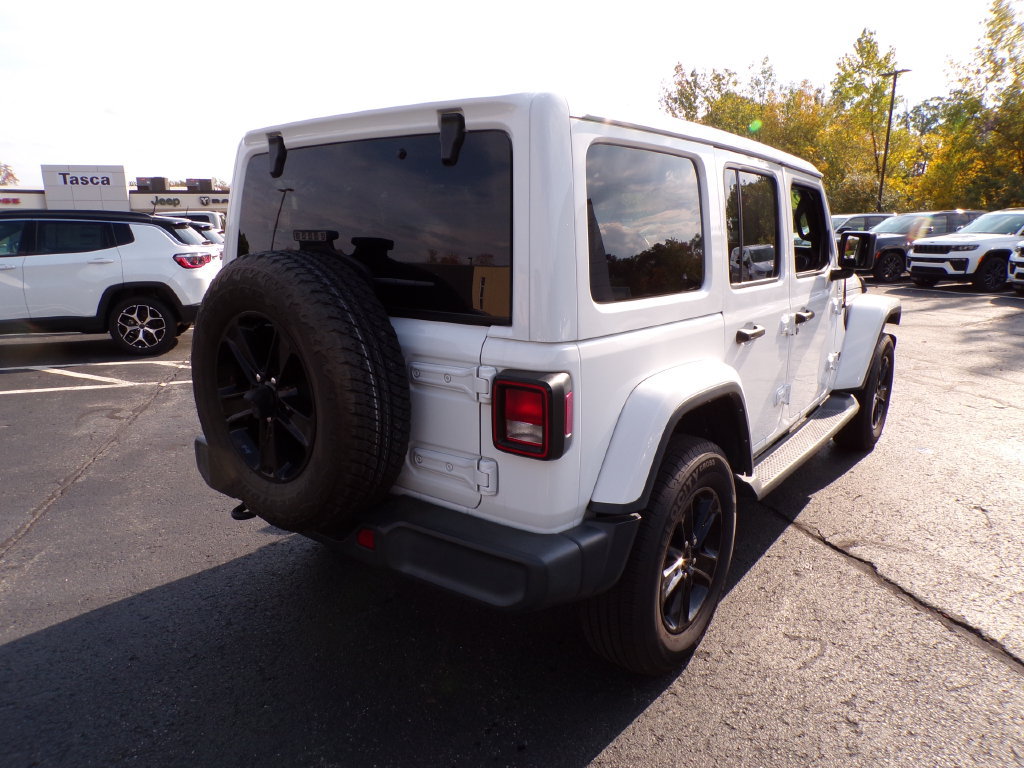 Used 2021 Jeep Wrangler Unlimited Sahara AWD/4WD image 11