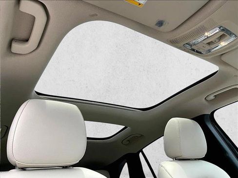 Used 2022 Mercedes-Benz GLA 250 image 17