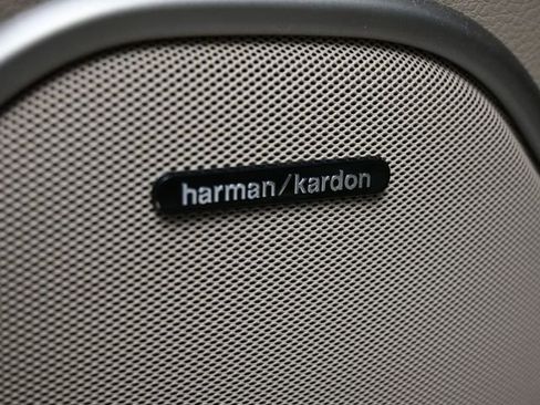 Used 2017 Jeep Grand Cherokee Overland image 11