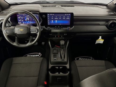 Used 2024 Chevrolet Colorado W/T image 22