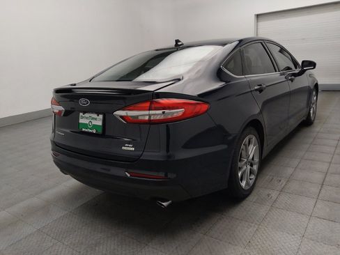 Used 2020 Ford Fusion SE w/ Equipment Group 151A FWD image 9