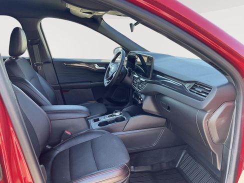 Used 2024 Ford Escape ST-Line w/ Tech Pack #1 AWD/4WD image 19