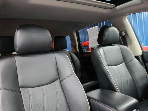 Used 2020 INFINITI QX60 Luxe w/ Essential Package image 16