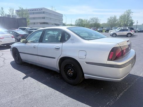 Used 2004 Chevrolet Impala w/ Preferred Equipment Group image 3