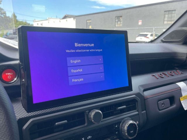 Certified 2025 Toyota Tacoma TRD Pro AWD/4WD image 29