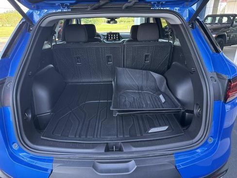 Used 2024 Chevrolet Blazer LT w/ Convenience Package FWD image 31