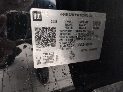 Used 2025 GMC Yukon XL Denali AWD/4WD image 27