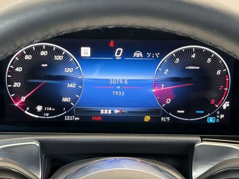 Used 2026 Mercedes-Benz GLB 250 4MATIC image 19