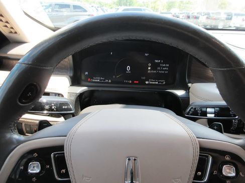 Used 2020 Lincoln Aviator Reserve w/ Elements Package Plus RWD image 31