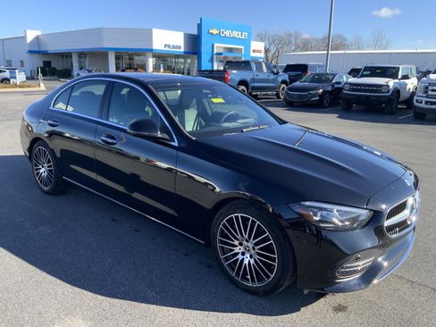 Used 2022 Mercedes-Benz C 300 4MATIC Sedan image 2