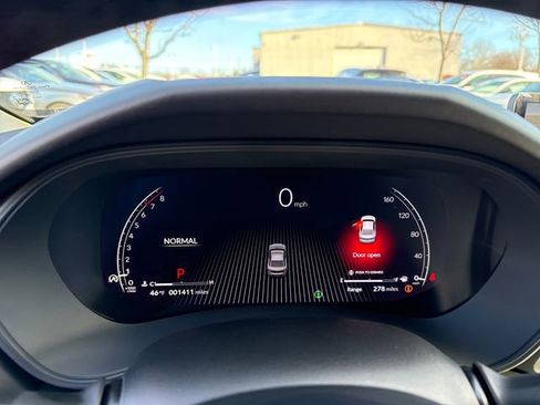 Certified 2025 Acura TLX w/ Technology Package image 18