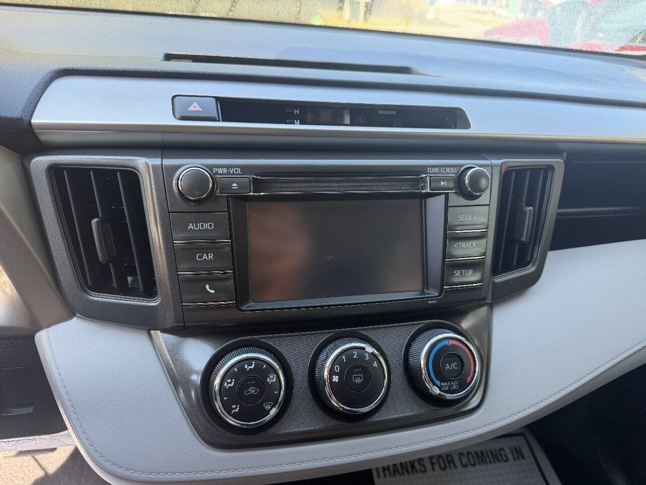 Used 2015 Toyota RAV4 LE AWD/4WD image 5