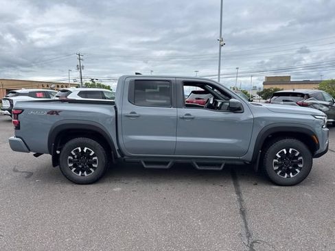 Used 2024 Nissan Frontier PRO-4X w/ Technology Package AWD/4WD image 4