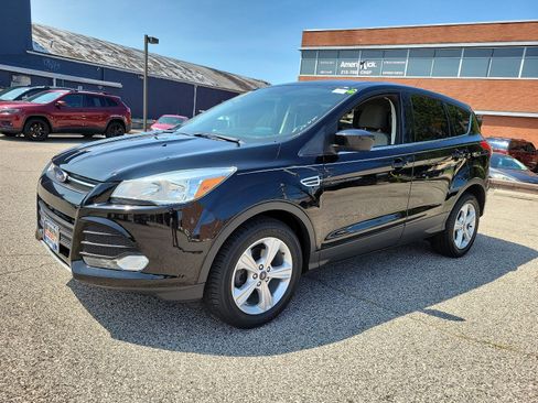 Used 2016 Ford Escape SE FWD image 3