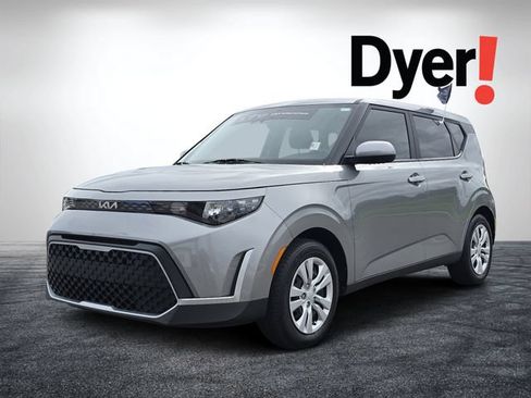 Certified 2024 Kia Soul LX FWD image 8