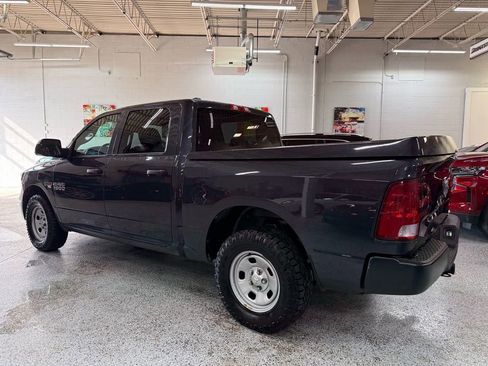 Used 2016 RAM 1500 Tradesman AWD/4WD image 3