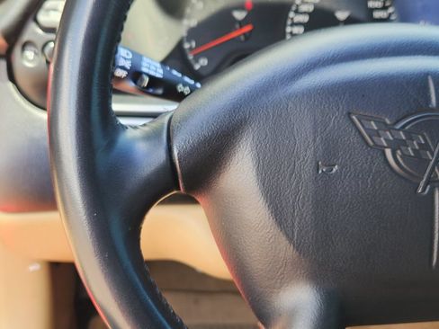 Used 2002 Chevrolet Corvette Convertible w/ Preferred Equipment Group2 RWD image 18