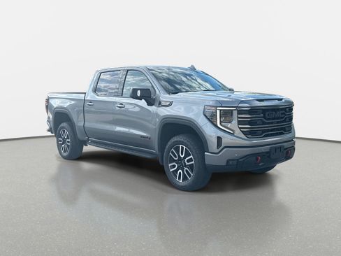 Used 2024 GMC Sierra 1500 AT4 w/ Technology Package image 3