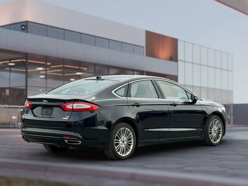 Used 2016 Ford Fusion SE w/ Equipment Group 202A AWD/4WD image 10