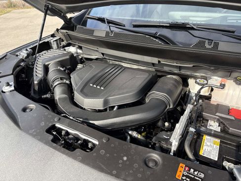 Certified 2025 Buick Enclave Avenir w/ Super Cruise Package image 37