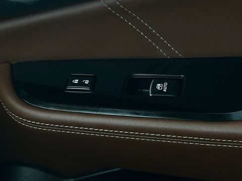 Used 2017 Subaru Outback 2.5i Touring image 37