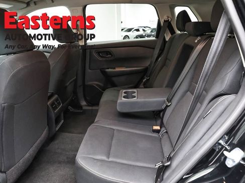 Used 2024 Nissan Rogue S AWD/4WD image 22