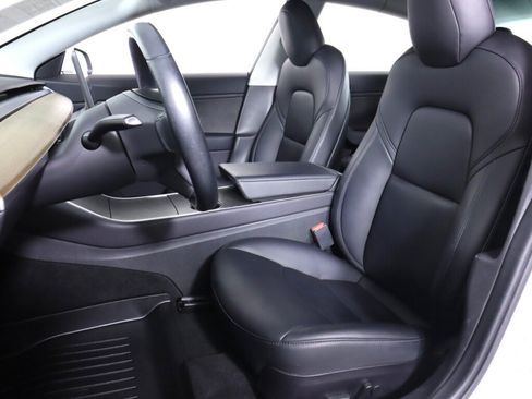 Used 2019 Tesla Model 3 Standard Range Plus RWD image 29