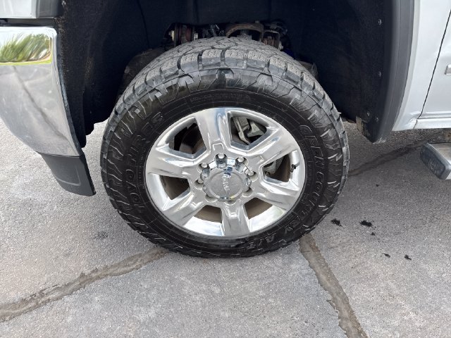 Used 2019 GMC Sierra 2500 SLT w/ Duramax Plus Package AWD/4WD image 26