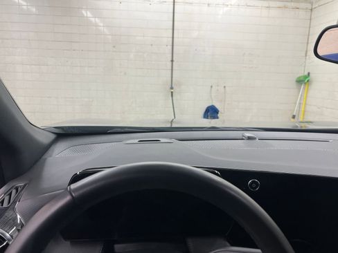 Used 2025 Chevrolet Equinox LT image 29