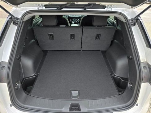New 2025 Chevrolet Blazer LT w/ Driver Confidence Package image 16