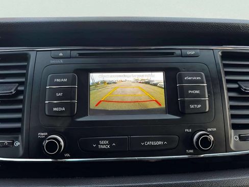 Used 2016 Kia Sedona EX image 25