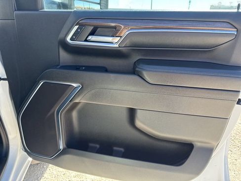 Used 2024 Chevrolet Silverado 2500 LT image 24