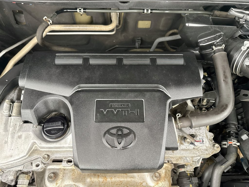 Used 2014 Toyota RAV4 LE FWD image 29