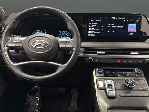 Used 2024 Hyundai Palisade Calligraphy AWD/4WD image 11