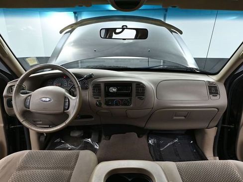 Used 2003 Ford F150 XLT image 24