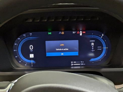 New 2025 Volvo XC90 T8 Core w/ Climate Package image 15