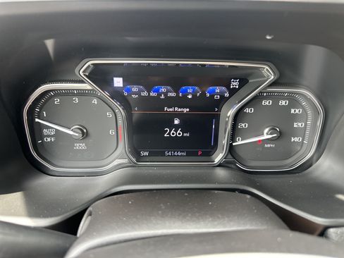 Used 2021 GMC Yukon Denali w/ Denali Premium Package AWD/4WD image 16