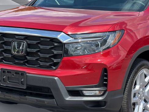 Used 2025 Honda Passport EX-L image 12