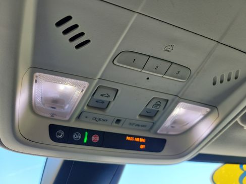 Used 2018 Cadillac XT5 Premium Luxury image 19