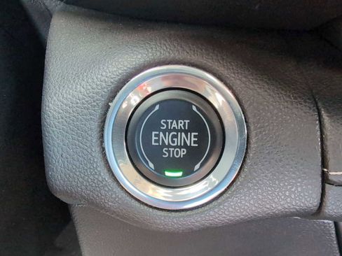 Used 2023 Buick Envision Avenir AWD/4WD image 17