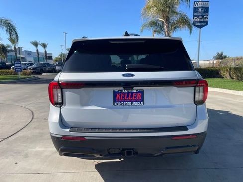 New 2026 Ford Explorer ST-Line w/ Premium Package image 4