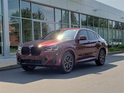 New 2025 BMW X4 xDrive30i w/ Premium Package