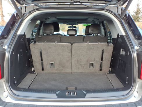 Certified 2022 Ford Explorer XLT w/ Equipment Group 202A image 16