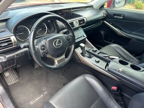 Used 2015 Lexus IS 250 RWD image 23