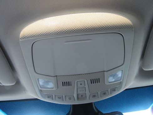 Used 2021 Ford Edge Titanium w/ Equipment Group 301A FWD image 28