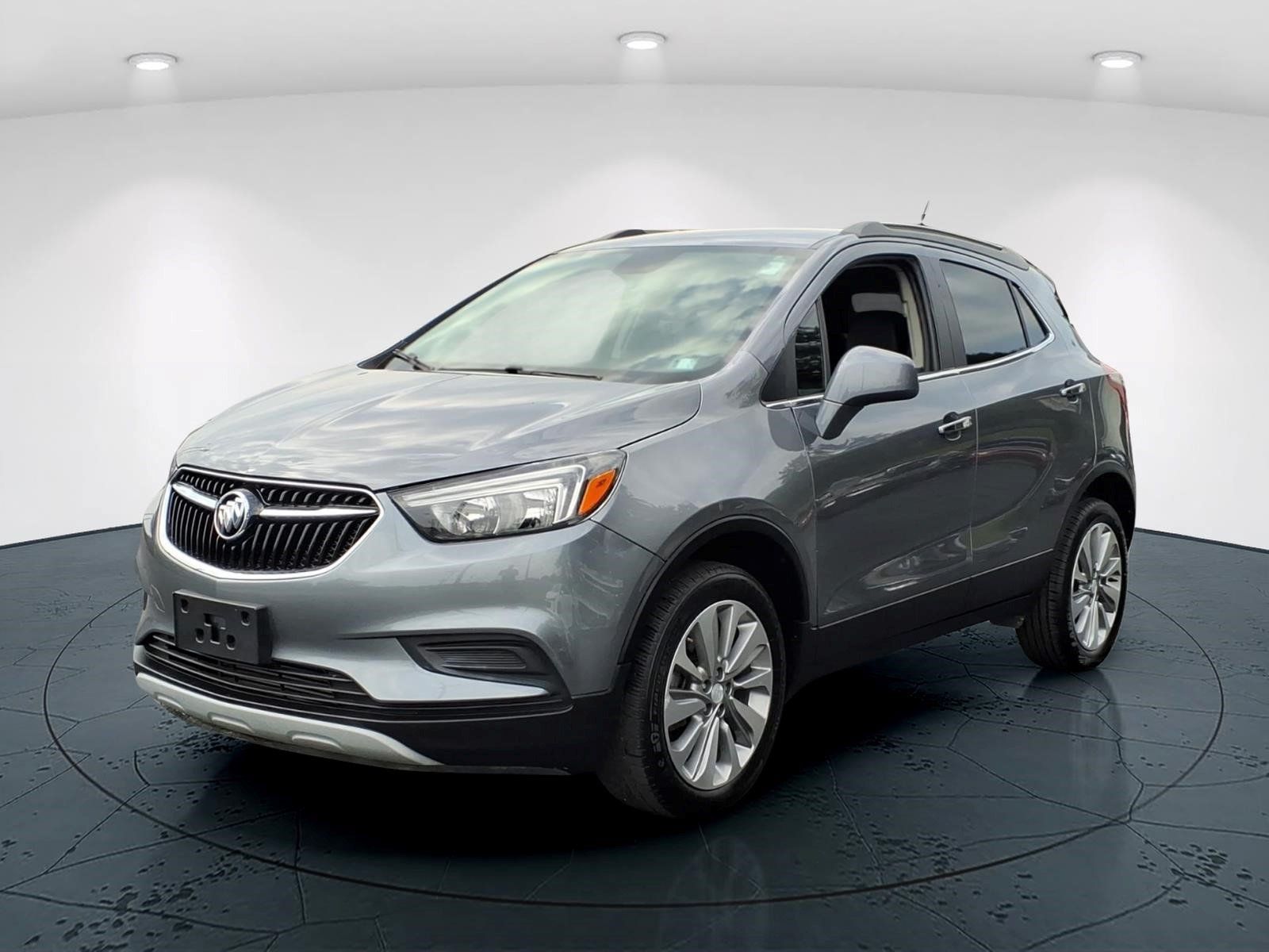 Used 2020 Buick Encore Preferred AWD/4WD image 6