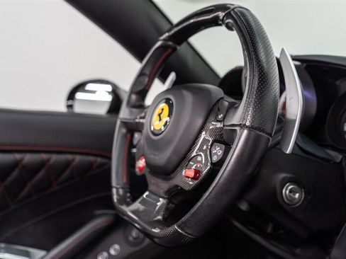 Used 2017 Ferrari California T RWD image 63